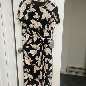 Maggy London Short Sleeve Draped Midi Dress
